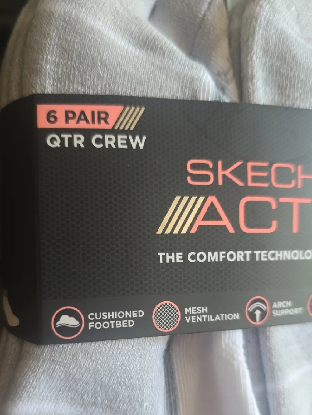 Skechers Active Women's White Quarter Crew Athletic Socks - Gray Accent (6 Pair)